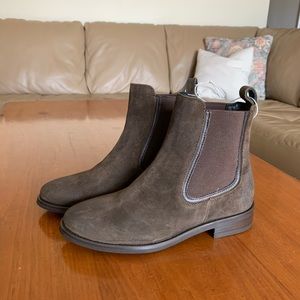 New Thursday Boot Co. Dark Olive Suede Duchess Boot - Size Women’s 5